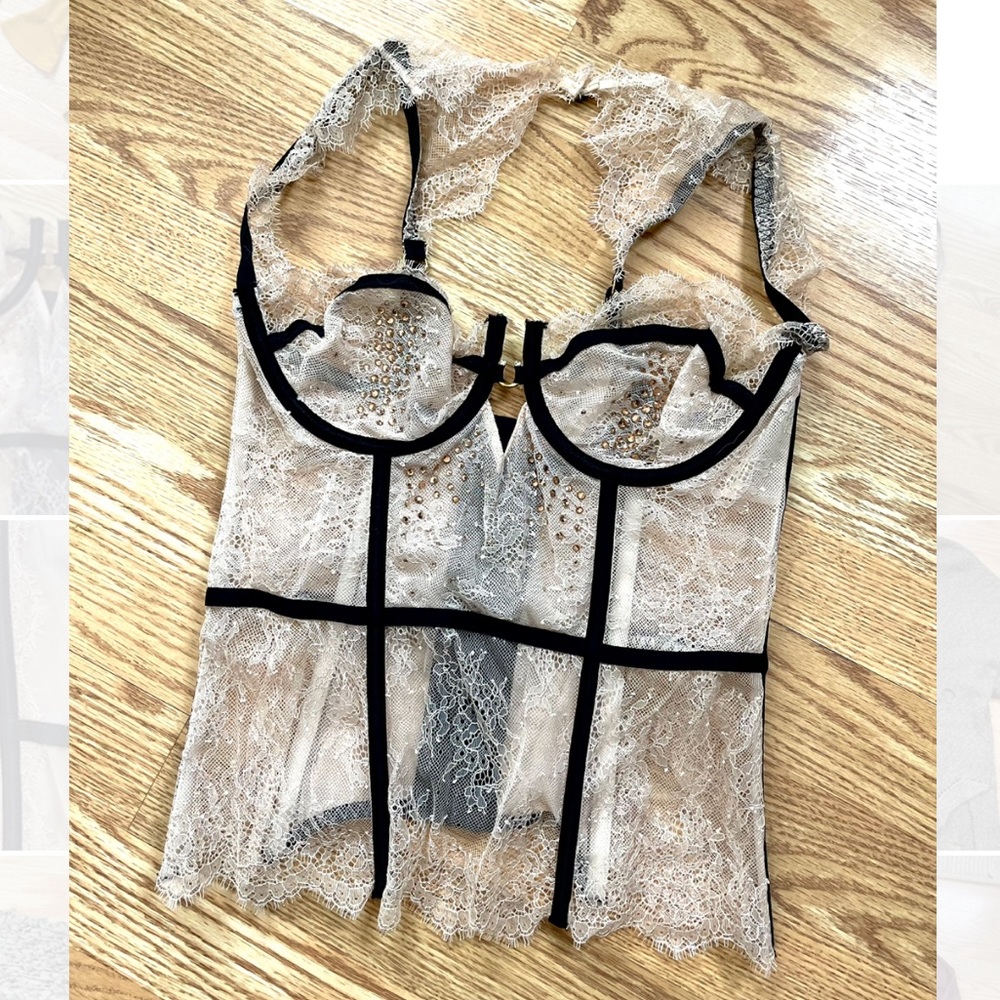 Lace bustier lingerie